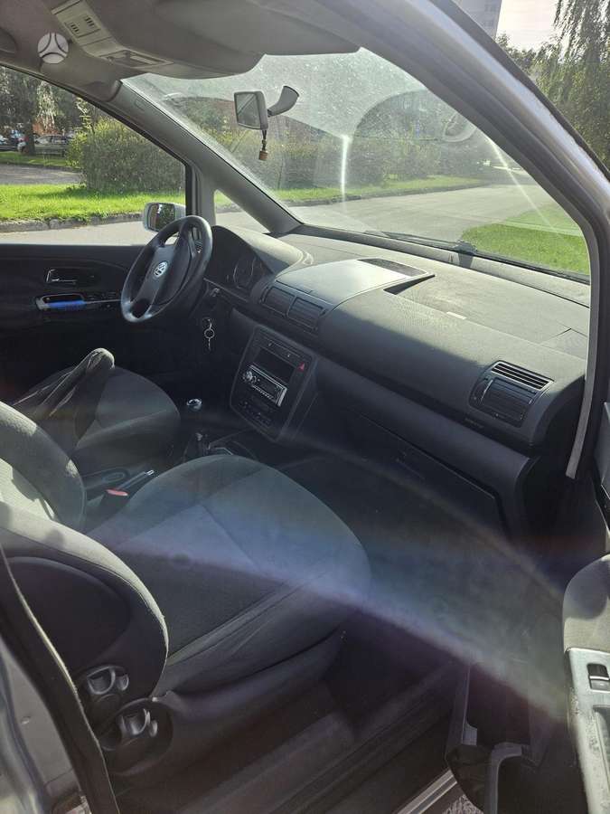Volkswagen Sharan 2004 — photo 10