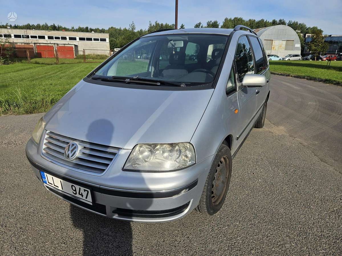 Volkswagen Sharan 2004 — engine 1896 cm³, 116 HP (85kW)