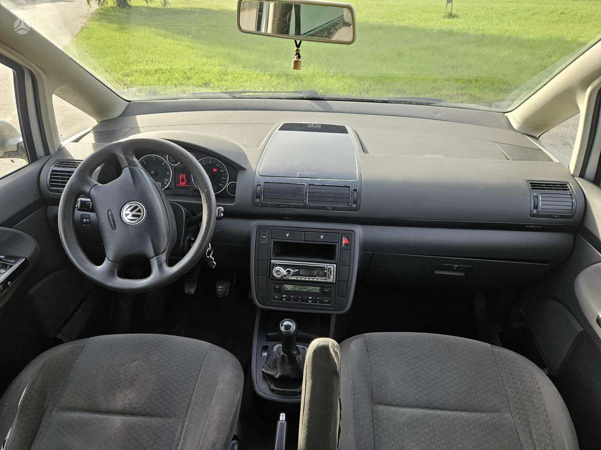 Volkswagen Sharan 2004 — photo 5
