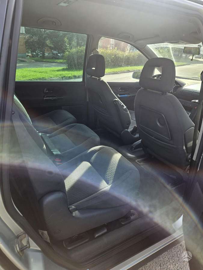 Volkswagen Sharan 2004 — photo 9