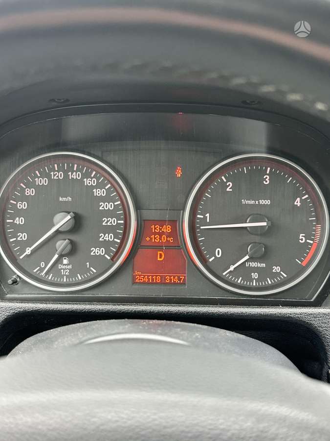 BMW X1 2013 — photo 10