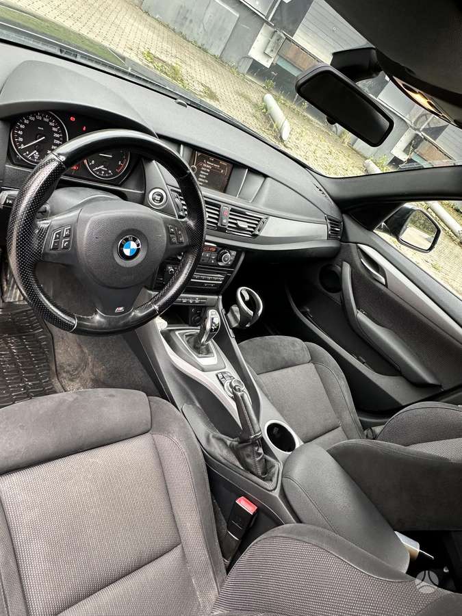 BMW X1 2013 — photo 11