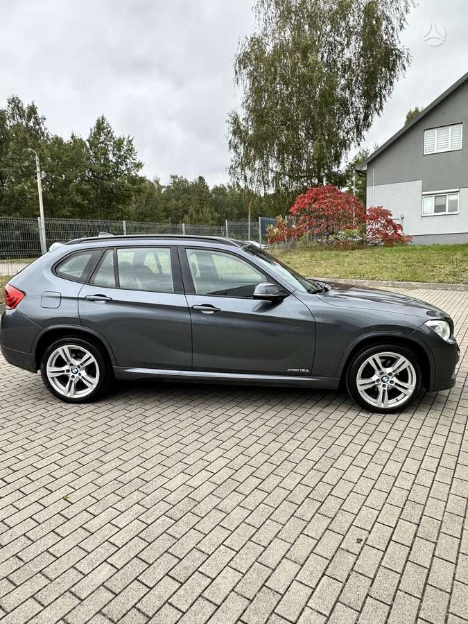 BMW X1 2013 — rear view