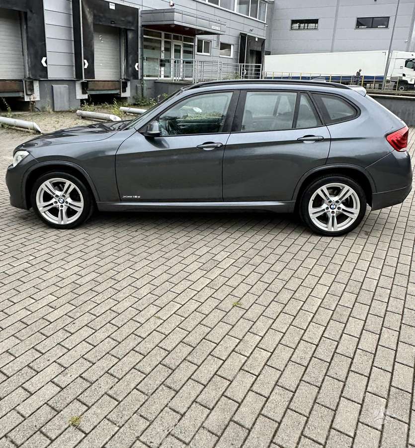 BMW X1 2013 — photo 7