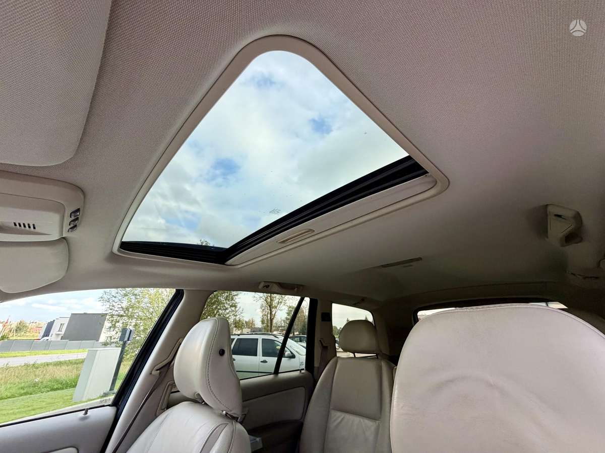Volvo XC90 2005 — photo 12