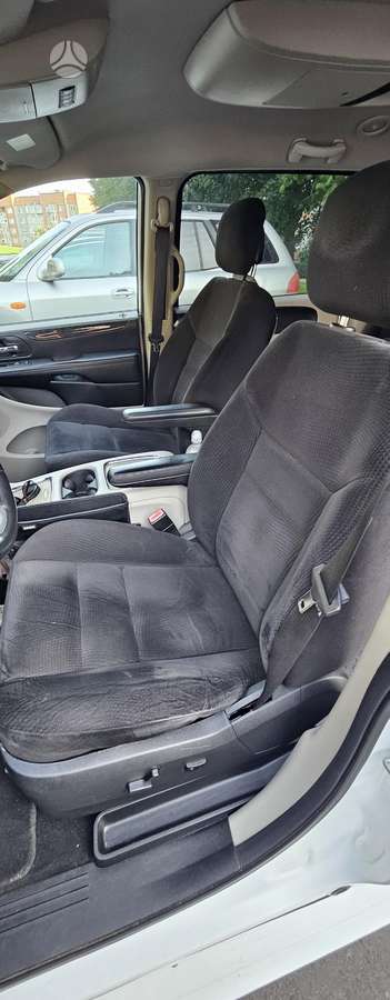 Dodge Grand 2014 — photo 12