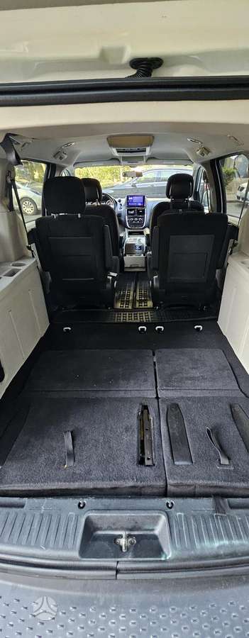 Dodge Grand 2014 — photo 17