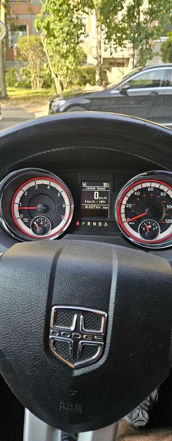 Dodge Grand 2014 — photo 8