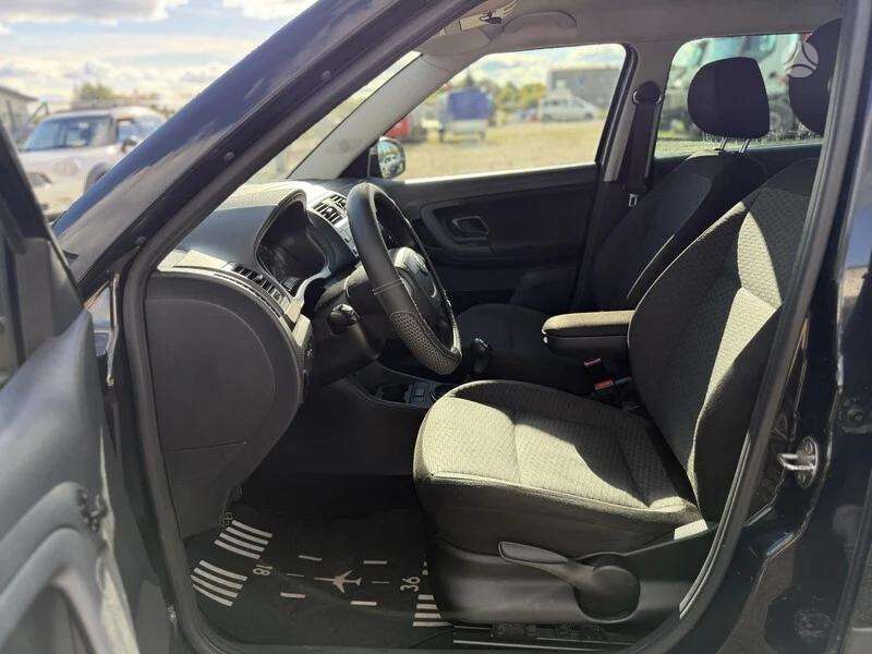 Skoda Fabia 2011 — photo 10