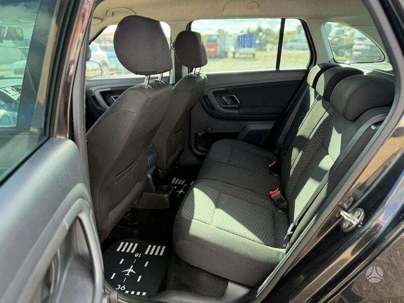 Skoda Fabia 2011 — photo 11