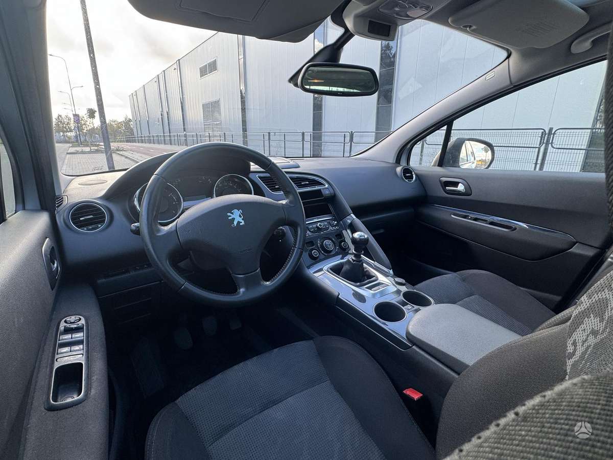 Peugeot 3008 2010 — photo 7