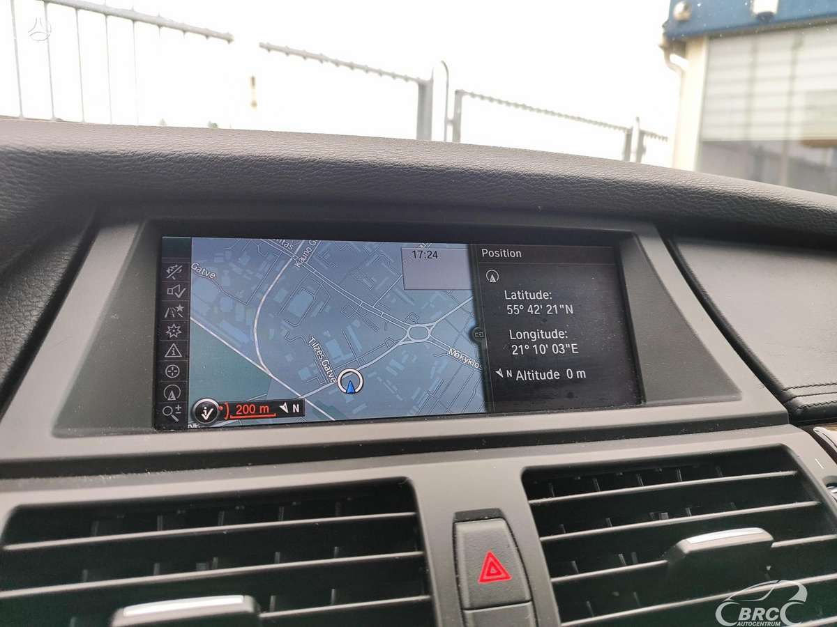 BMW X5 2013 — photo 31