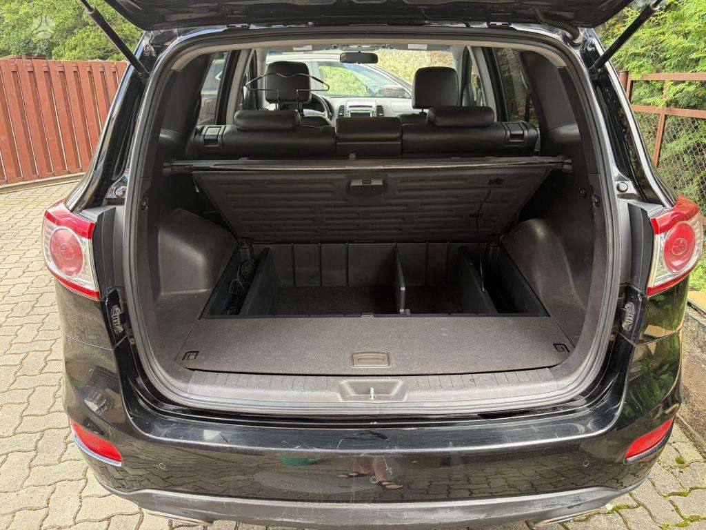 Hyundai Santa 2011 — photo 16