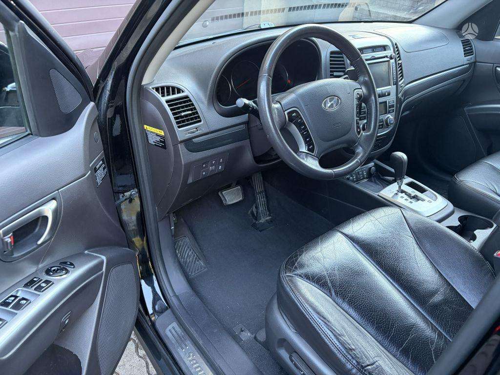 Hyundai Santa 2011 — photo 5