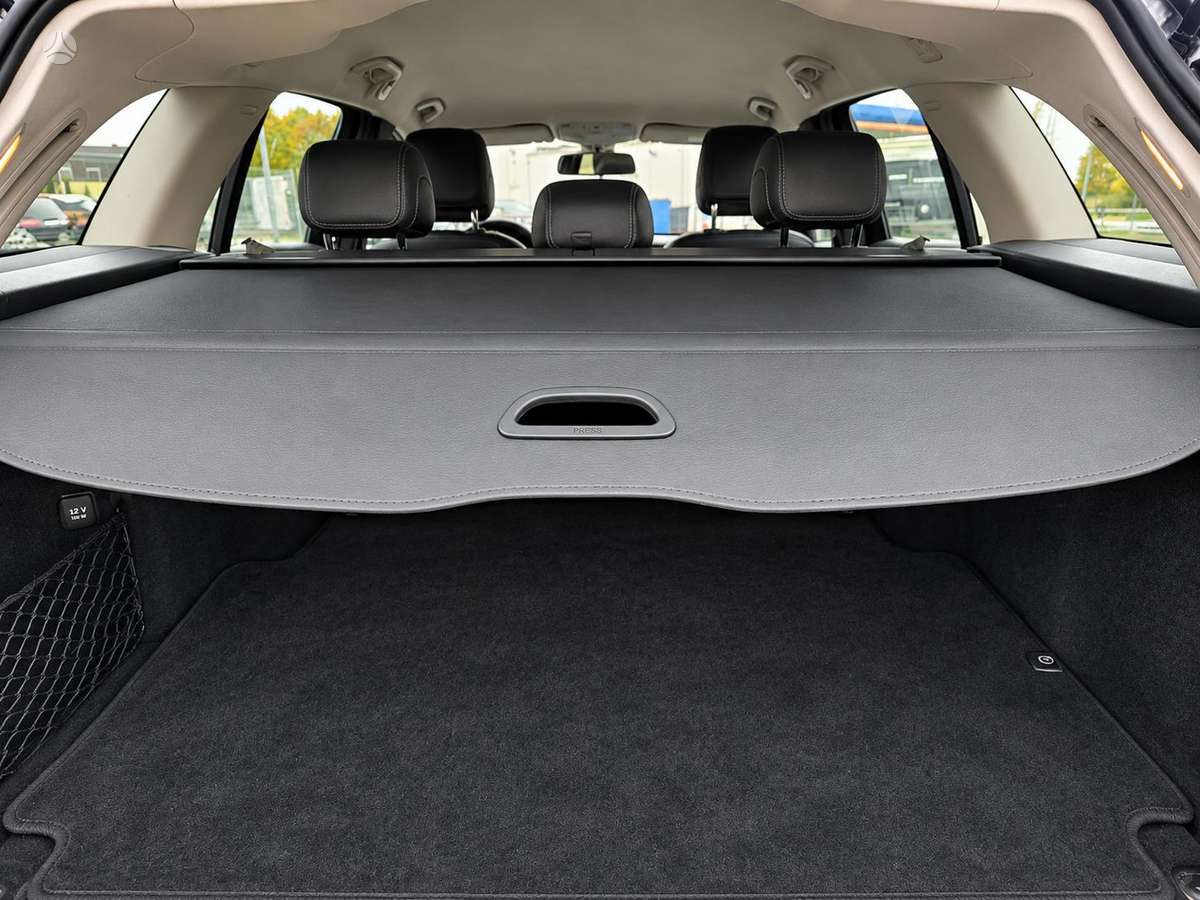Mercedes-Benz C200 2015 — photo 6