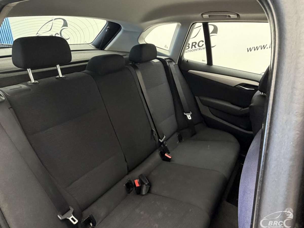 BMW X1 2014 — photo 12