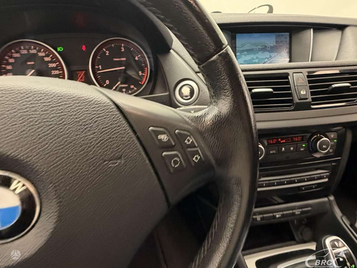 BMW X1 2014 — photo 28