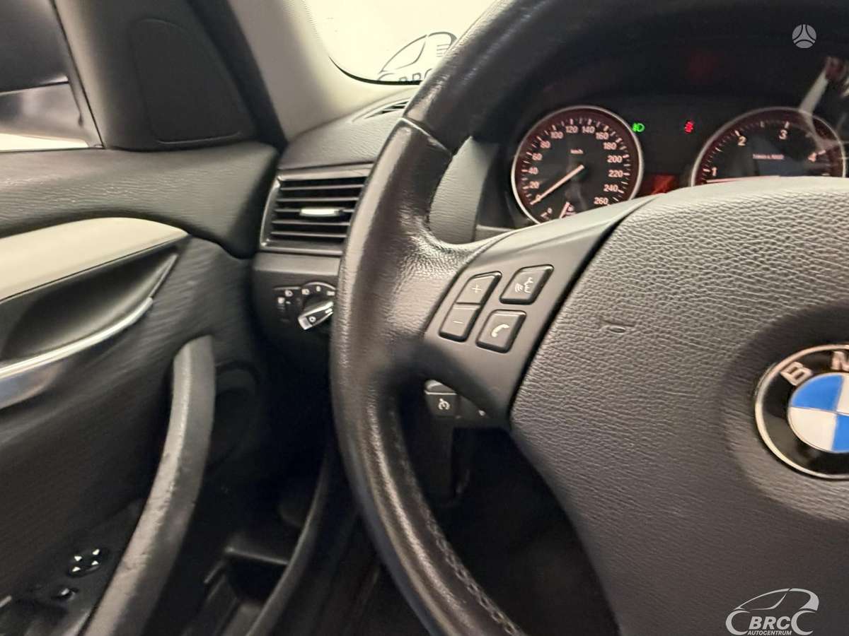 BMW X1 2014 — photo 29