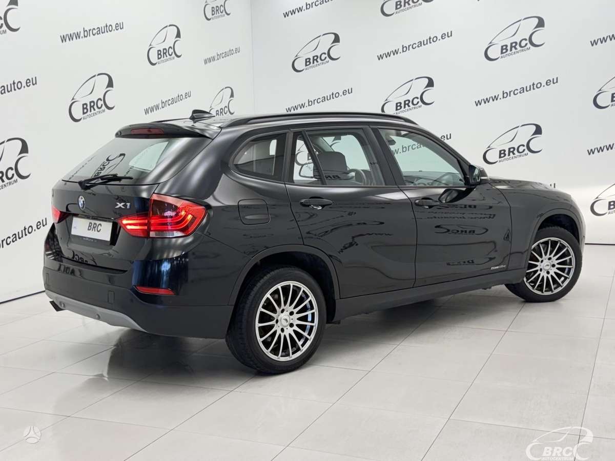 BMW X1 2014 — interior