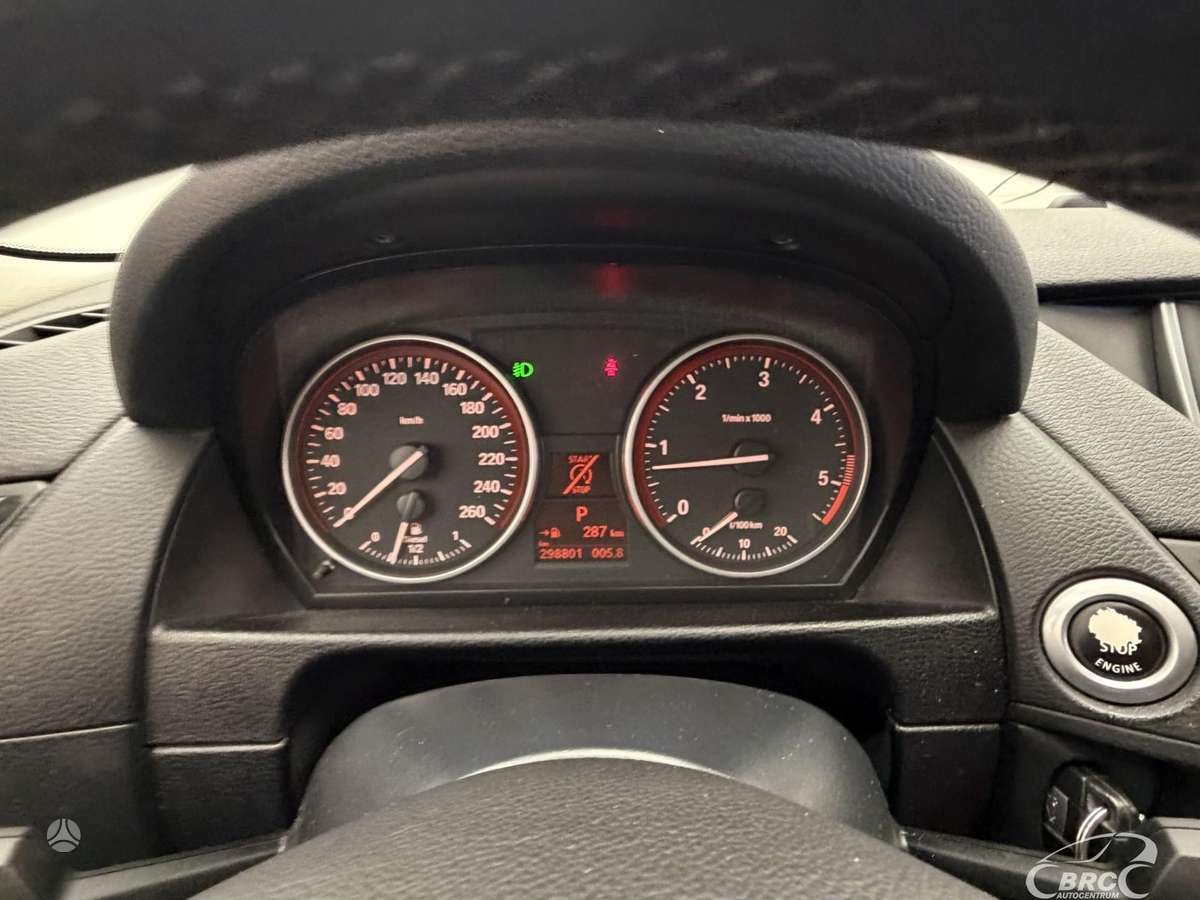 BMW X1 2014 — photo 30