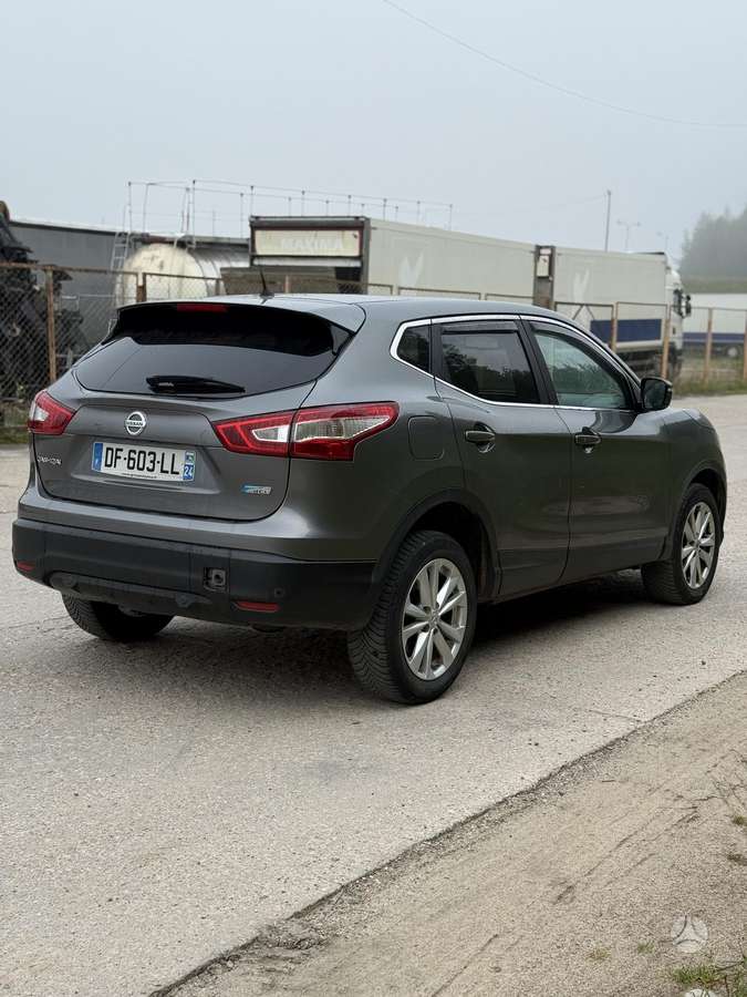 Nissan Qashqai 2014 — engine 1461 cm³, 110 HP (81kW)