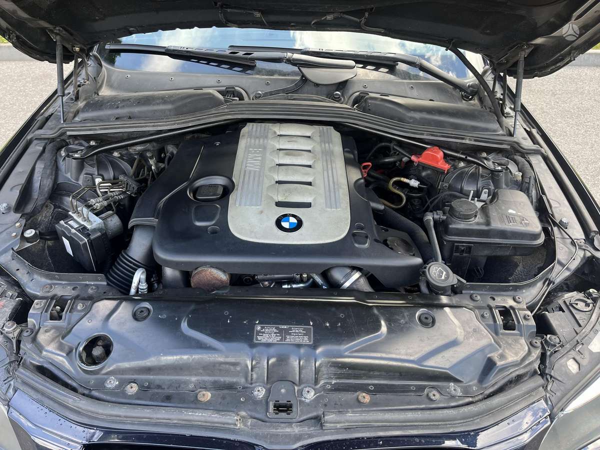 BMW 530 2006 — photo 18