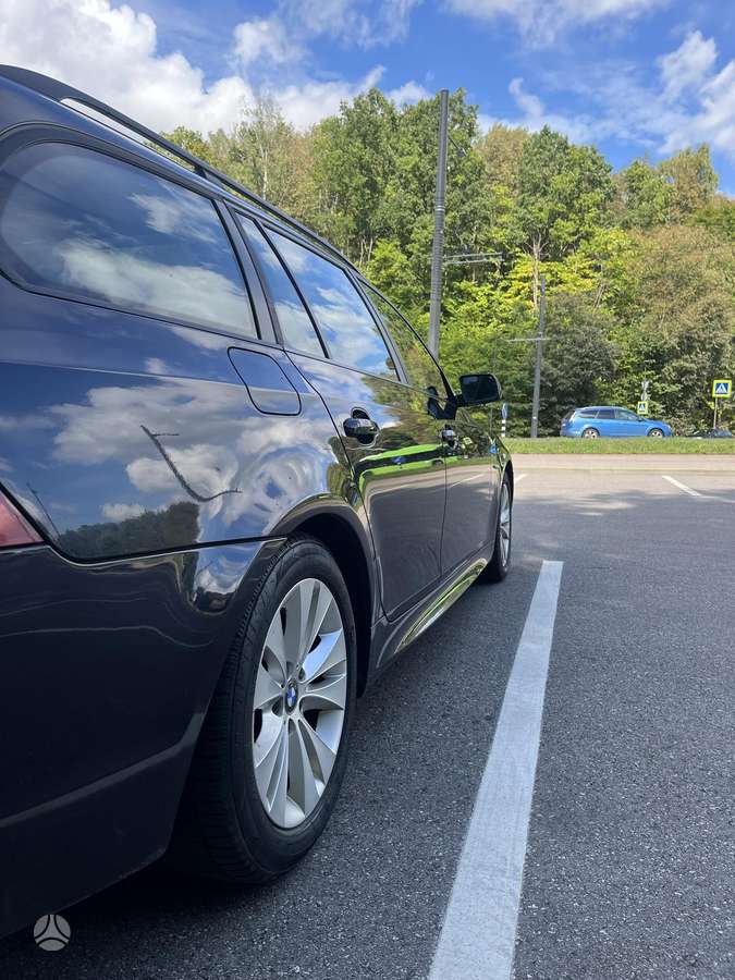 BMW 530 2006 — photo 7