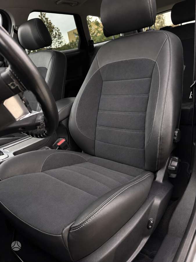 Ford Mondeo 2013 — photo 20