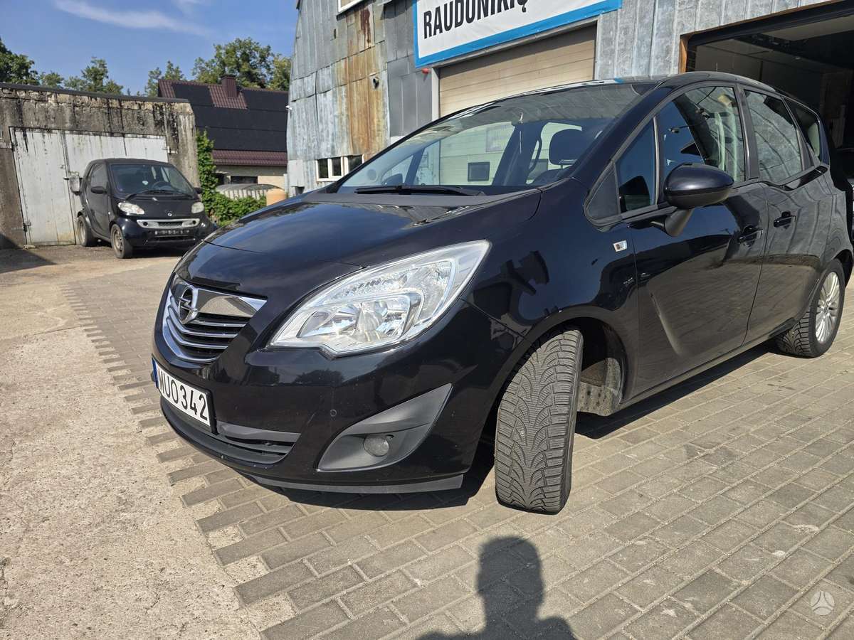 Opel Meriva 2012 — двигун 1248 cm³, 95 HP (70kW)