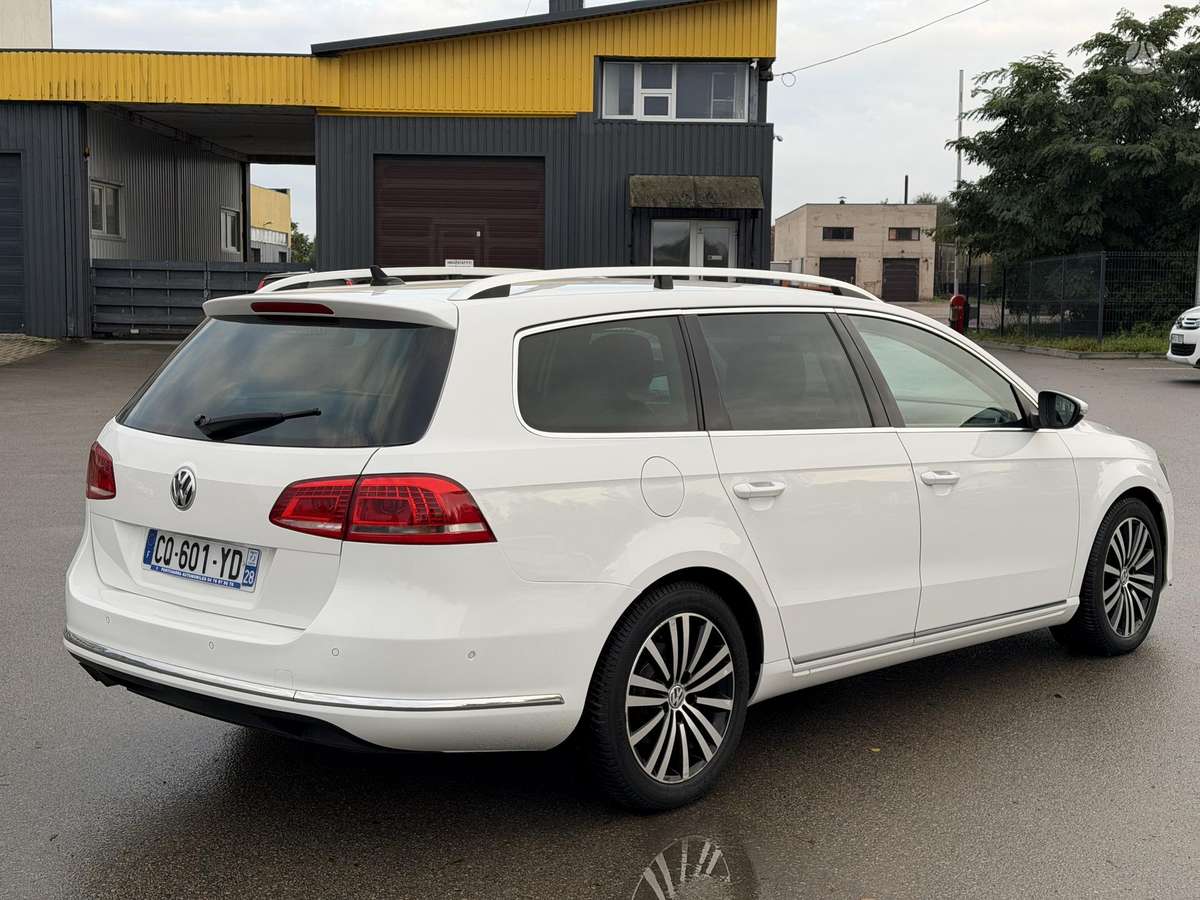 Volkswagen Passat 2013 — photo 8