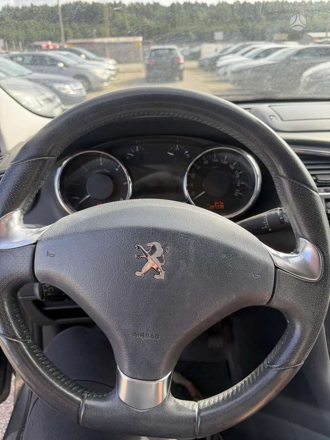 Peugeot 3008 2015 — photo 13