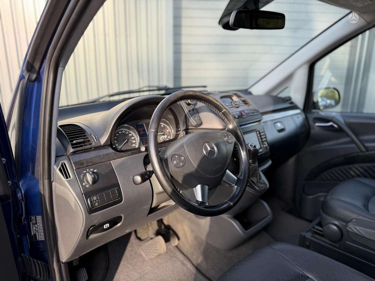 Mercedes-Benz Viano 2007 — photo 17