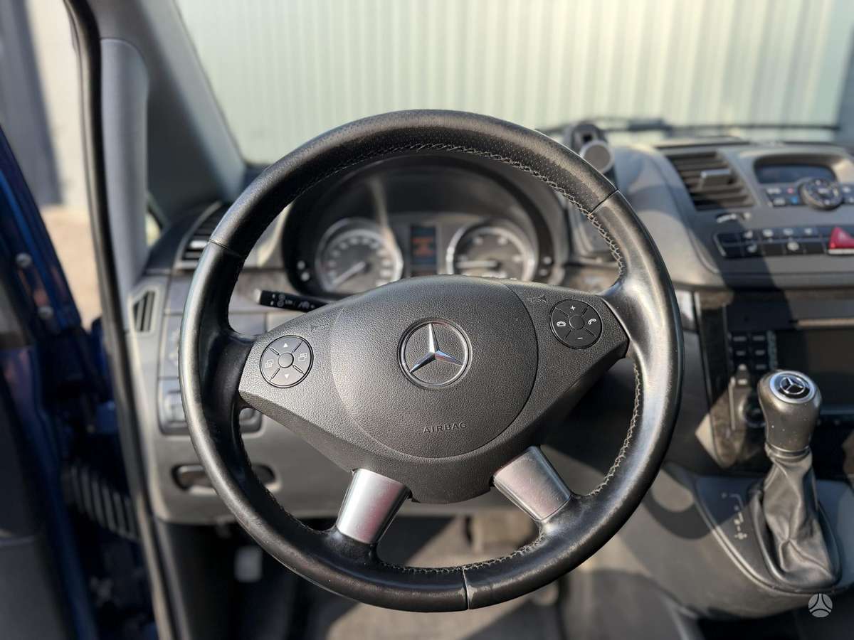Mercedes-Benz Viano 2007 — photo 18