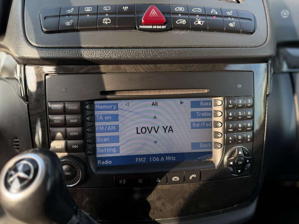 Mercedes-Benz Viano 2007 — photo 19