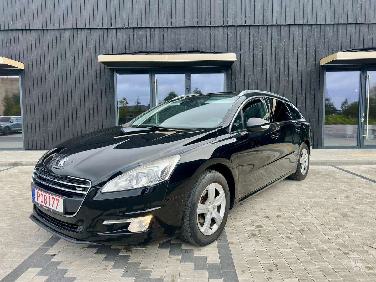 Peugeot 508 2012 — салон
