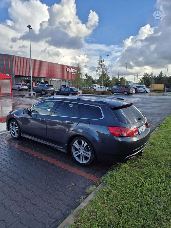 Honda Accord 2012 — двигун 2199 cm³, 179 HP (132kW)