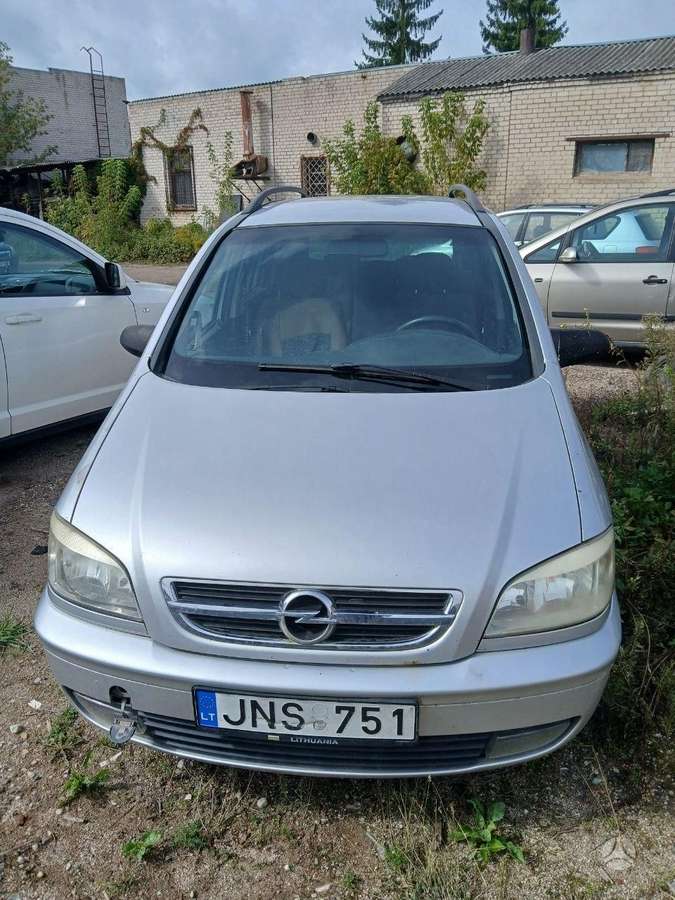 Opel Zafira, 2005