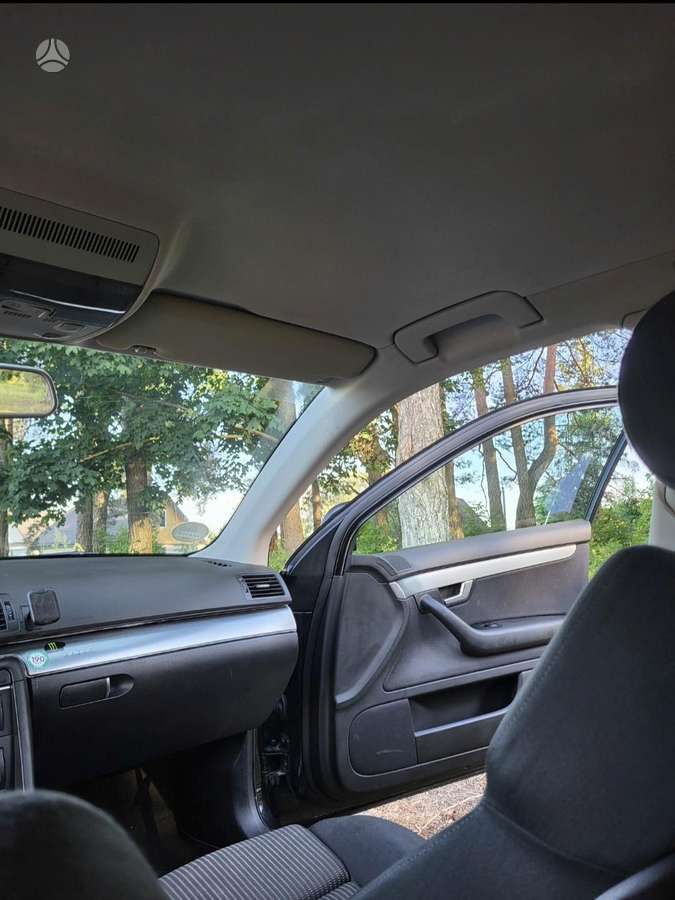 Audi A4 2005 — photo 10