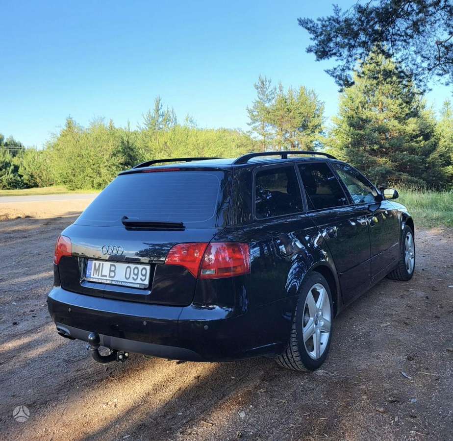 Audi A4 2005 — photo 12