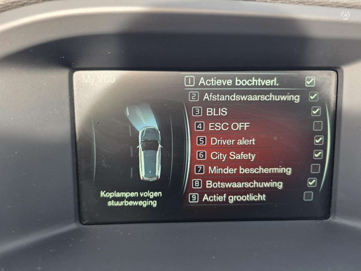 Volvo V60 2014 — фото 21