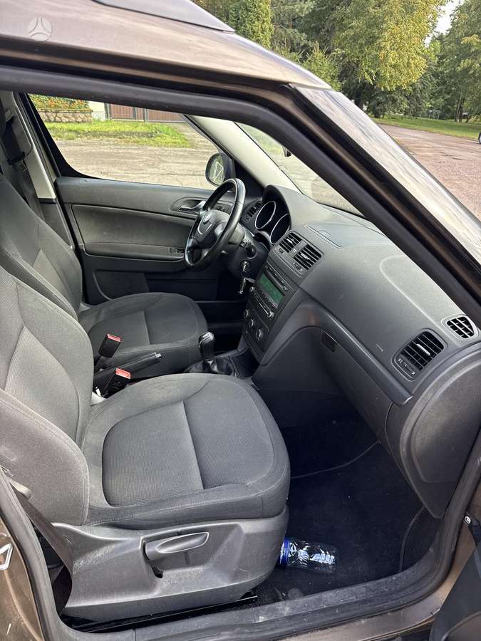 Skoda Yeti 2012 — photo 8