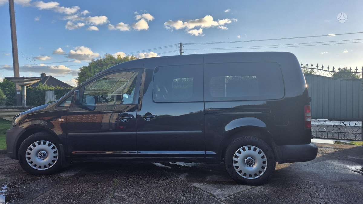 Volkswagen Caddy 2013 — двигун 2000 cm³
