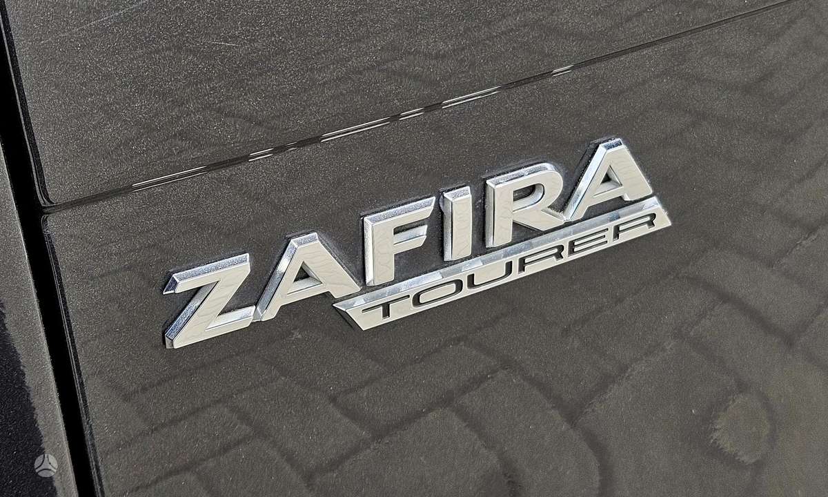 Opel Zafira 2012 — photo 9