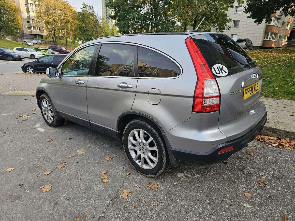 Honda CR-V 2009 — салон