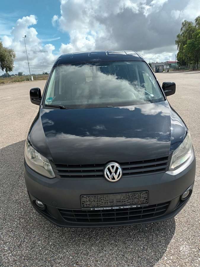 Volkswagen Caddy 2011 — engine 1596 cm³, 102 HP (75kW)