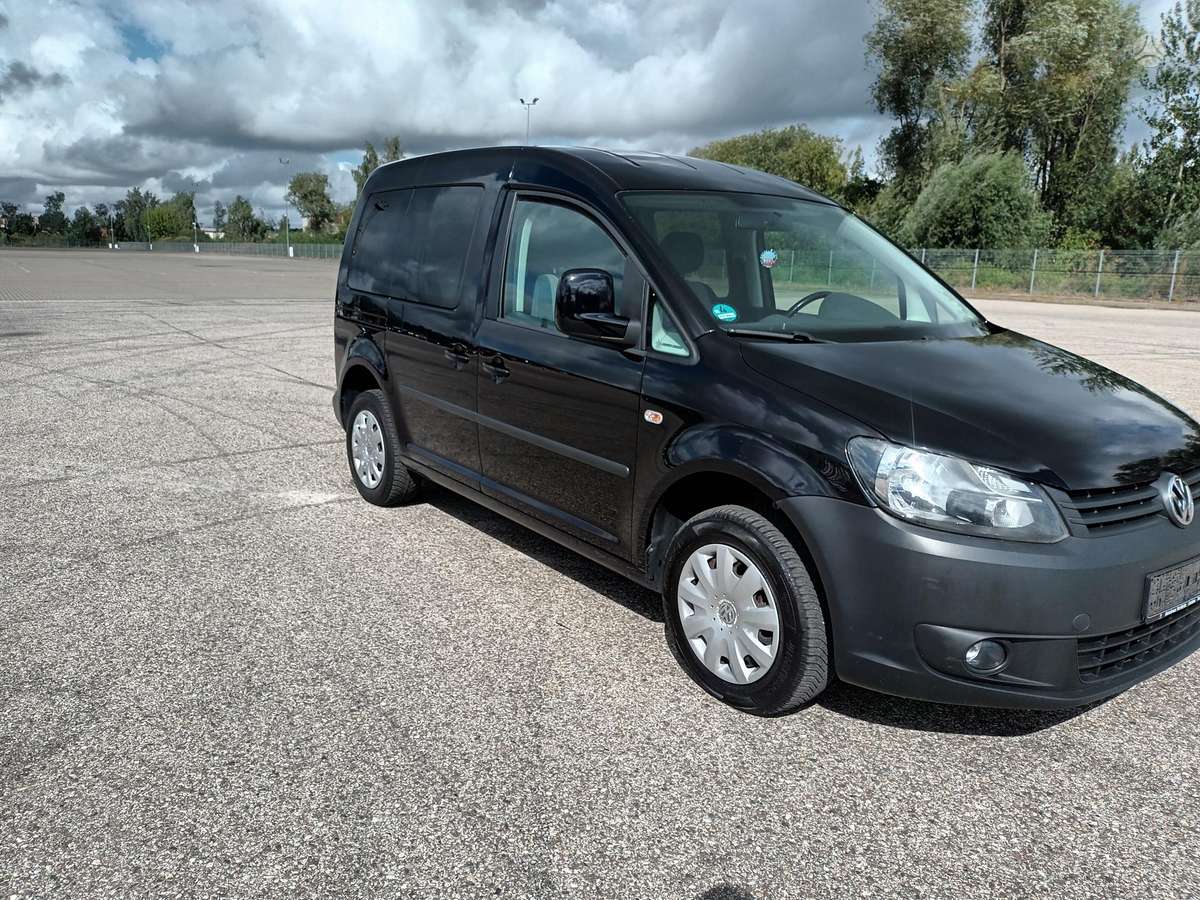 Volkswagen Caddy 2011 — photo 8