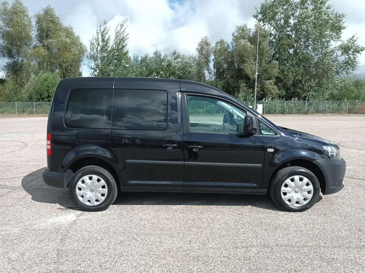 Volkswagen Caddy 2011 — photo 9