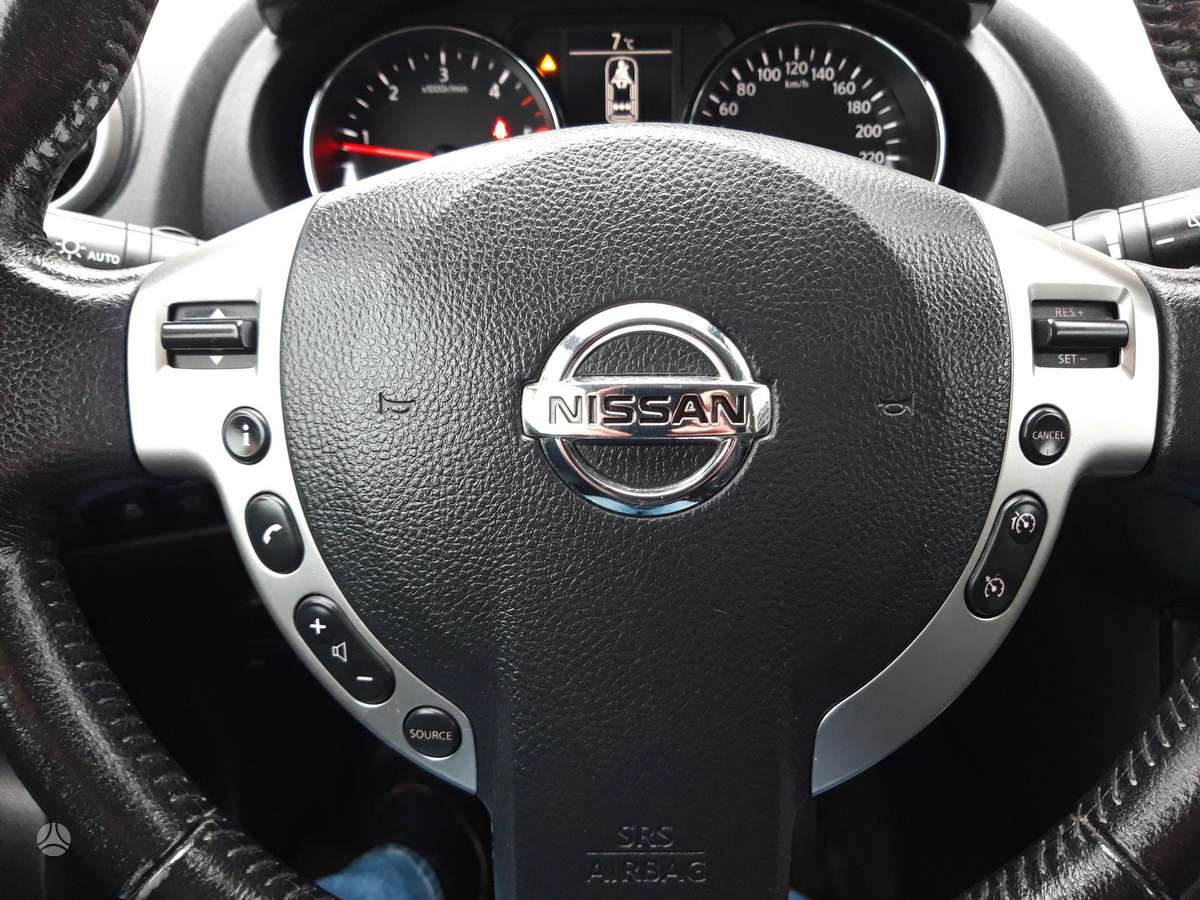 Nissan Qashqai 2012 — photo 15