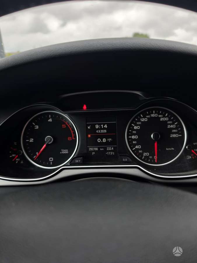 Audi A4 2013 — вигляд ззаду