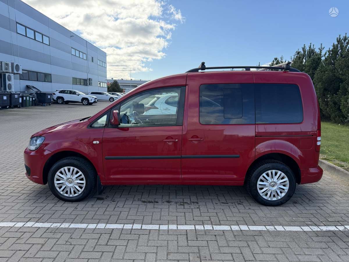 Volkswagen Caddy 2011 — двигун 1600 cm³, 105 HP (77kW)